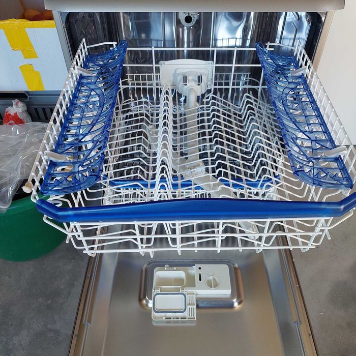 Ariston dishwasher64282354129666123