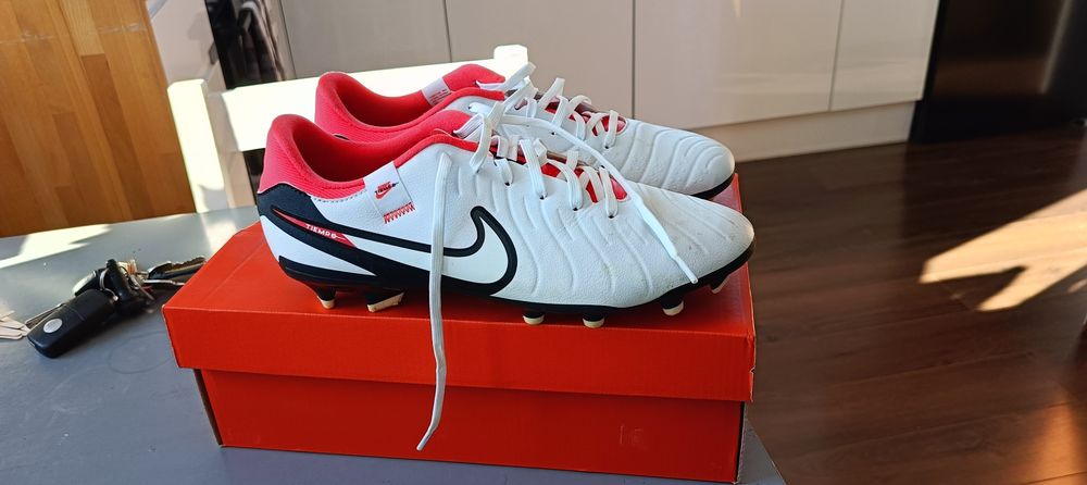 Korki pilkarskie nike