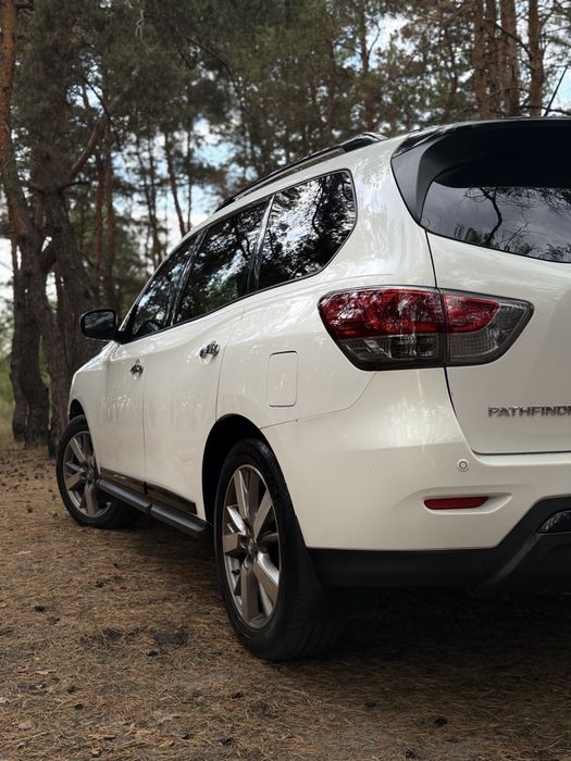 Срочно Продам Nissan pathfinder PLATINUM, 2013 г.