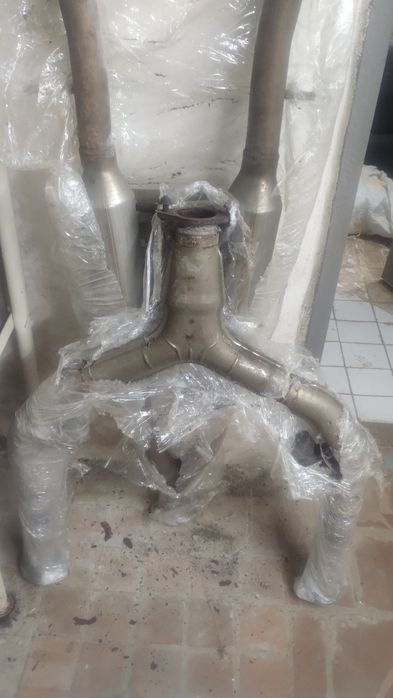 Глушитель в сборе на Инфинити Q70