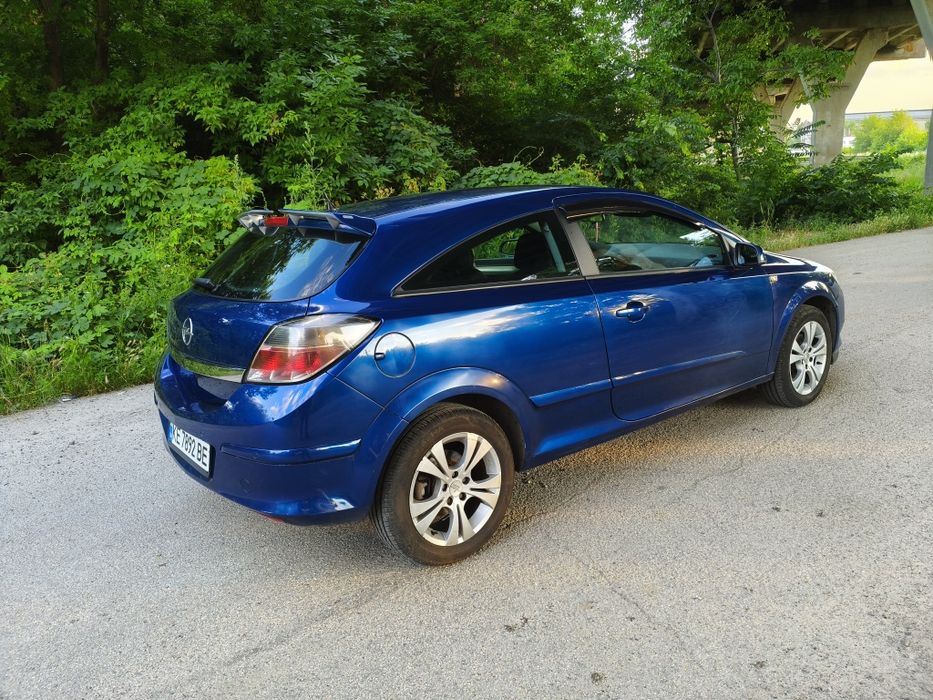 Opel Astra H GTC