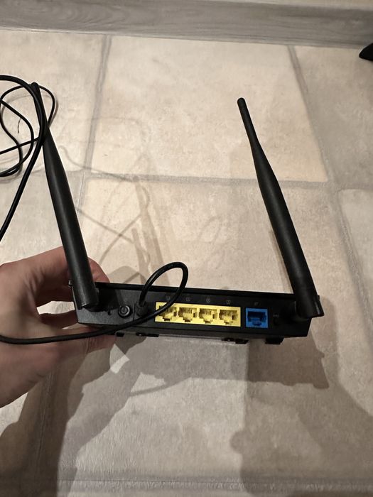 Wi-Fi роутер ASUS RT-N12