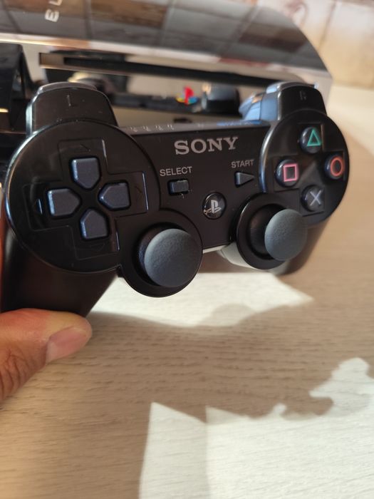 Konsola Ps3 CECHC03 PlayStation 3 Play Station 3 idealna , znikomo używana