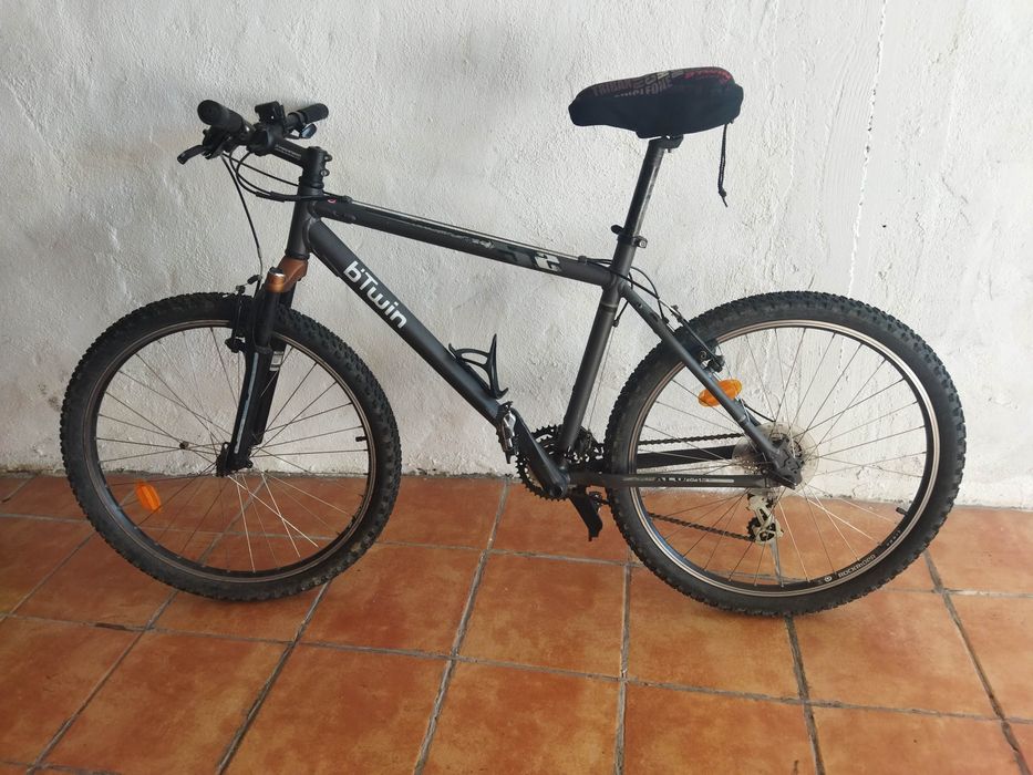 Bicicleta BTT rockrider muito pouco uso, boa de tudo