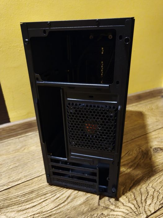 Obudowa PC Krux Astro MicroATX