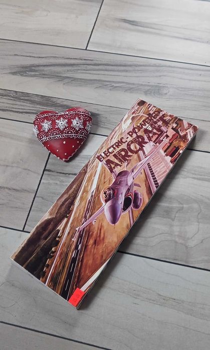 Latający Samolot Piankowy USB Różowy z Silniczkiem..