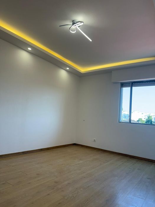 Executamos trabalhos de pintura e reformas em geral