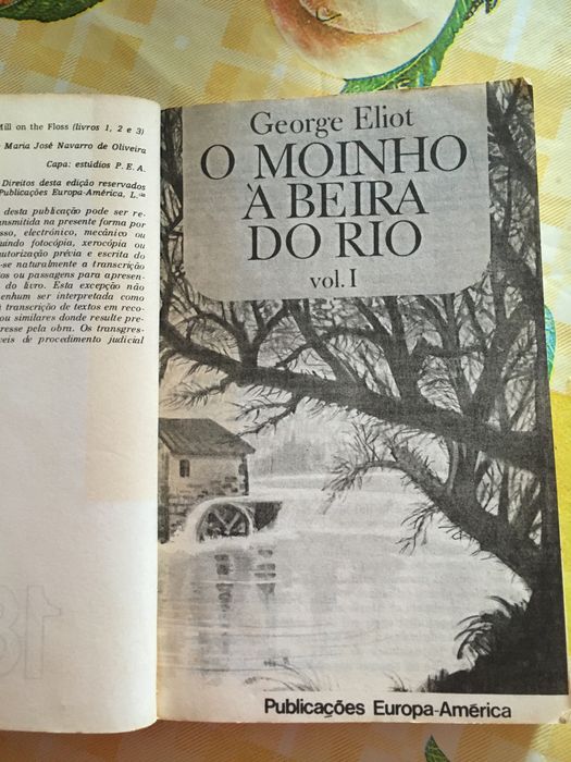 Dois livros muito antigos