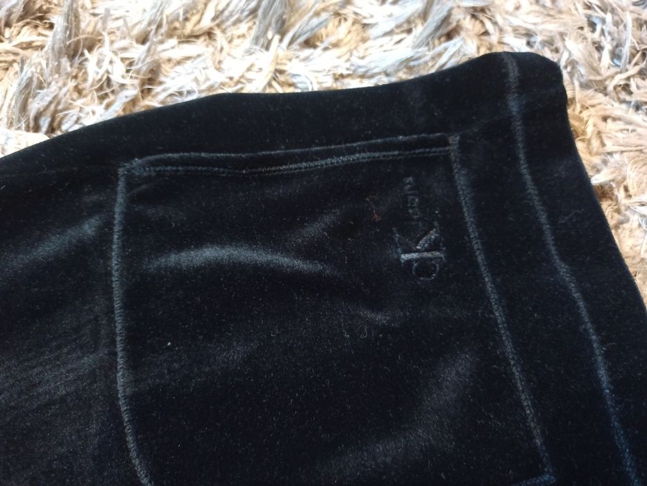 Czarna welurowa kamizelka top bezrękawnik Calvin Klein