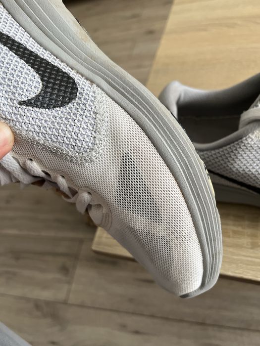 Кросовки Nike Revolution 3