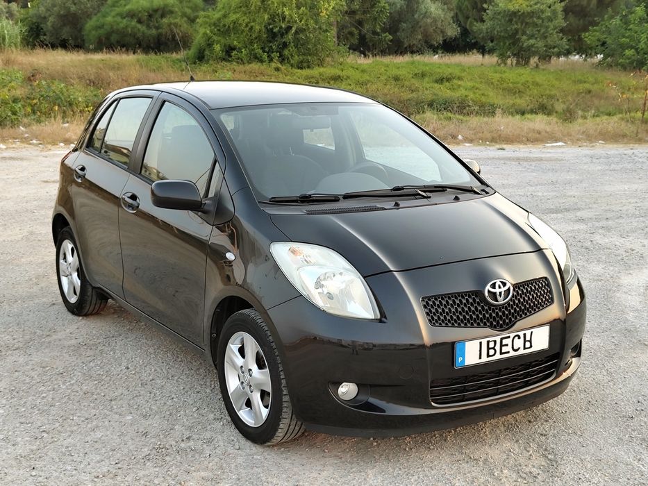 Toyota Yaris caixa automática full extras