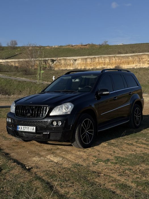 Срочно Mercedes Gl550