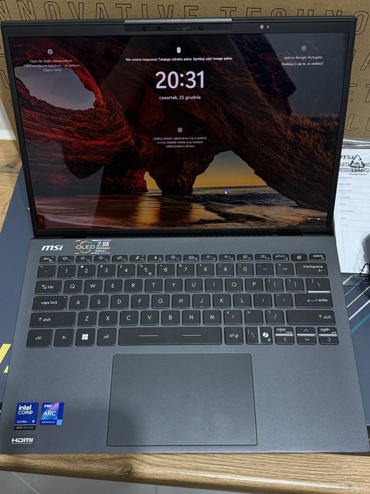 Laptop MSI Prestige 13 AI+ Evo 13.3” Oled Intel Ultra 9 32 gb ram 1 tb