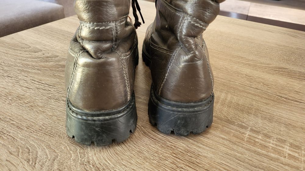 Traperki trzewiki glany skórzane ocieplane - rozm.40 (25 cm)