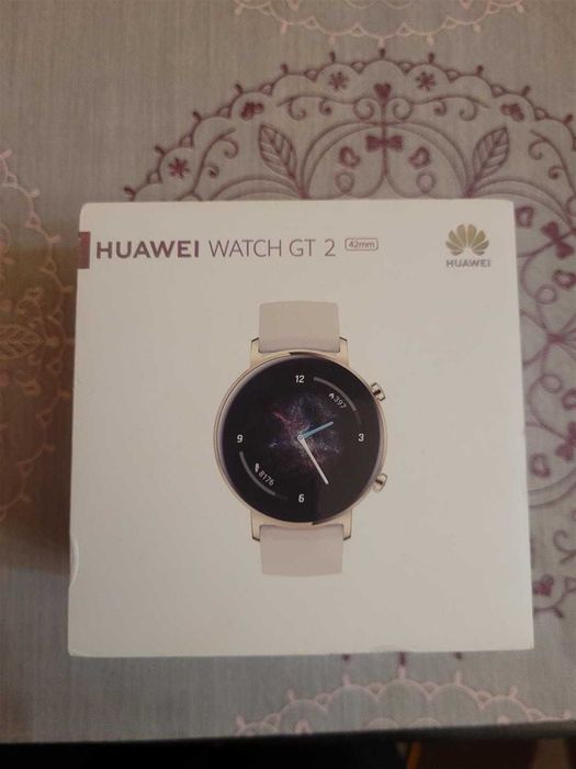 Smartwatch Huawei Watch GT 2 42mm - Komplet, Biały, GT2, Jak Nowy
