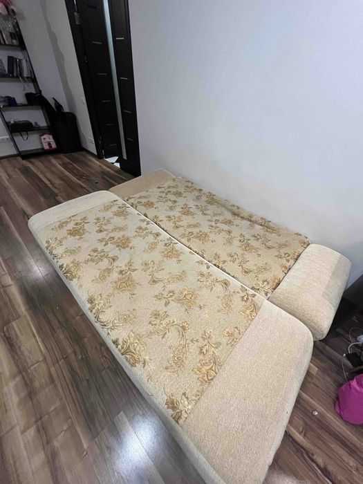 Диван у гарному стані