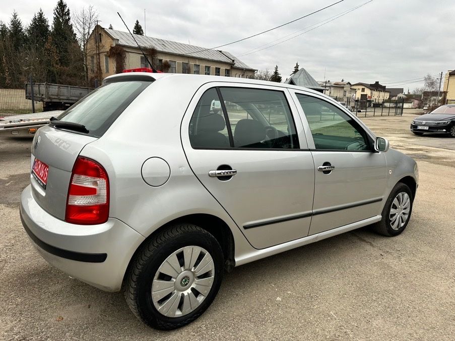 Шкода фабія 1.4 бензин СВІЖОПРИГНАНА