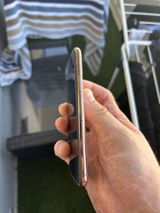 iPhone XS 64gb Bardzo dobry stan