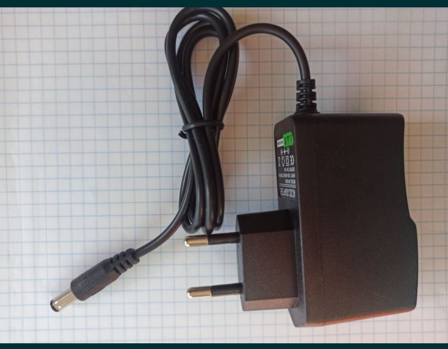 2 Zasilacze 5V 2A AC/DC RY-0520 input 100-240VAC 50/60Hz ADAPTER

Mam