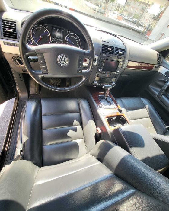 Volkswagen Touareg 3.2 V6, a Gasolina e a GPL.