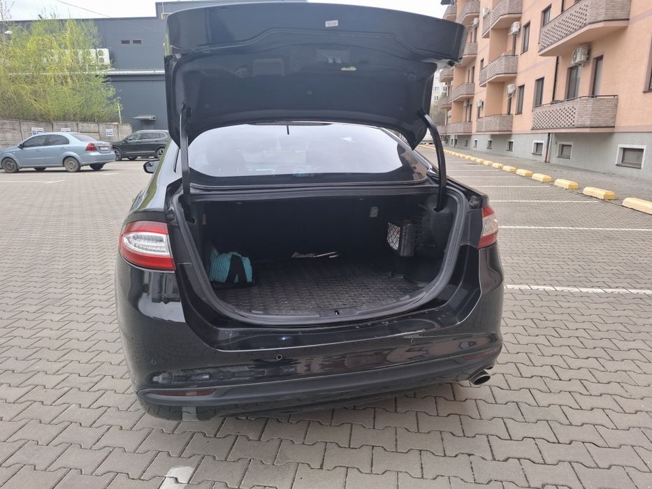 Продам Ford Fusion SE