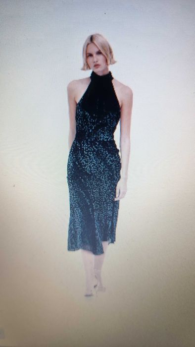 Vestido muito bonito para ocasião Festa