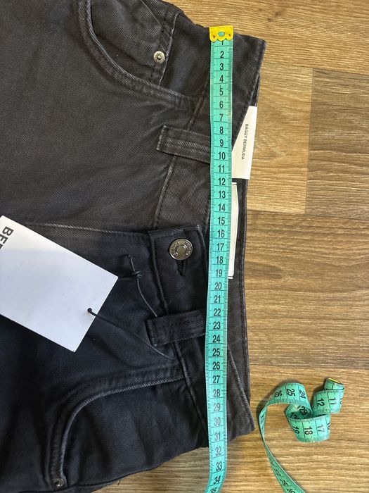 Бермуди  baggy фірма Bershka розмір 32