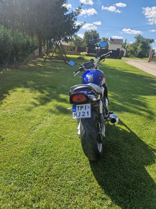 SUZUKI GSX 750 inazuma