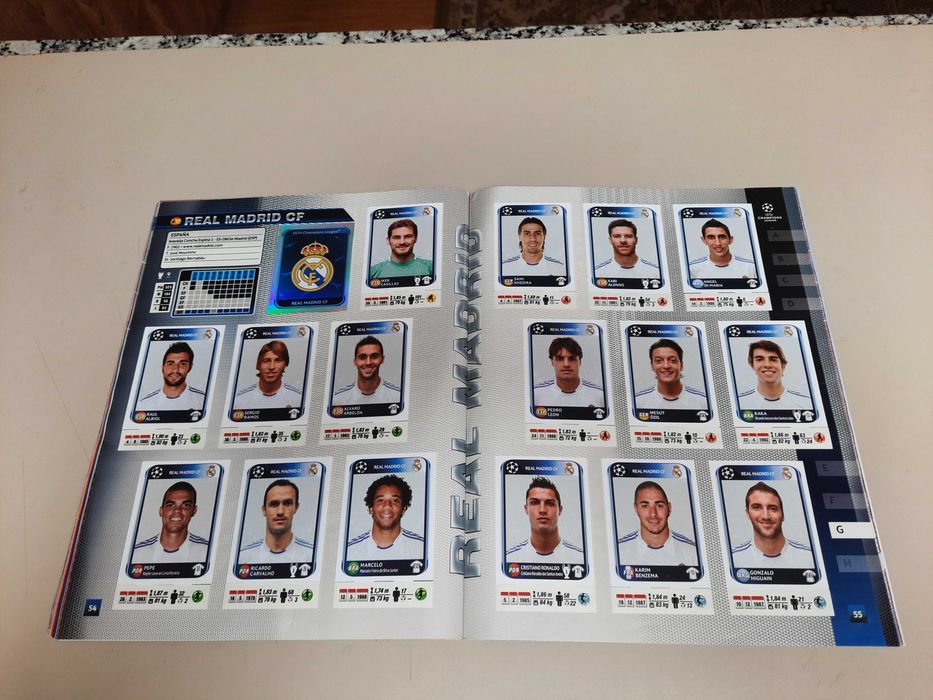 Caderneta de Futebol Champions League 2010/2011 Completa como NOVA