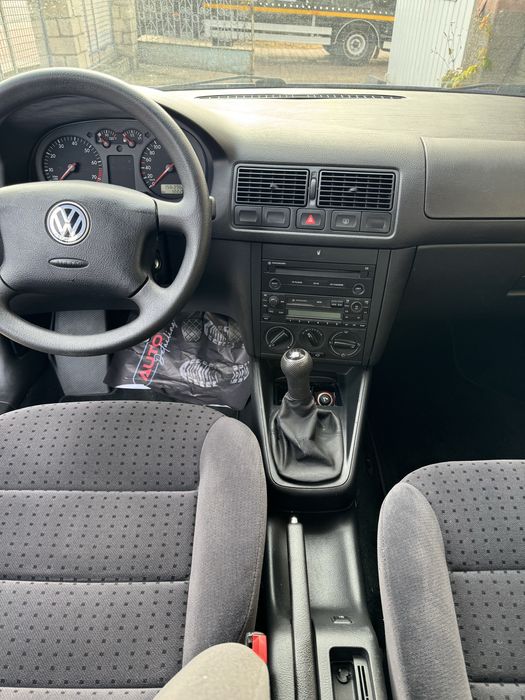 Volkswagen Golf IV