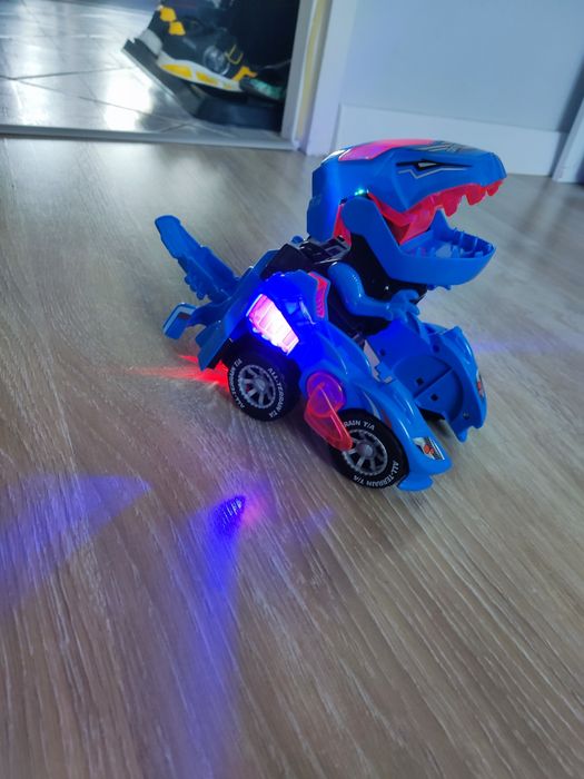 Auto 2w1 dinozaur