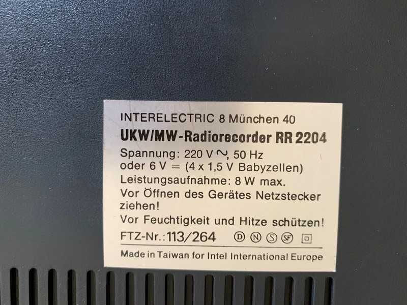 Retro  radiomagnetofon Intel RR2204 perełka