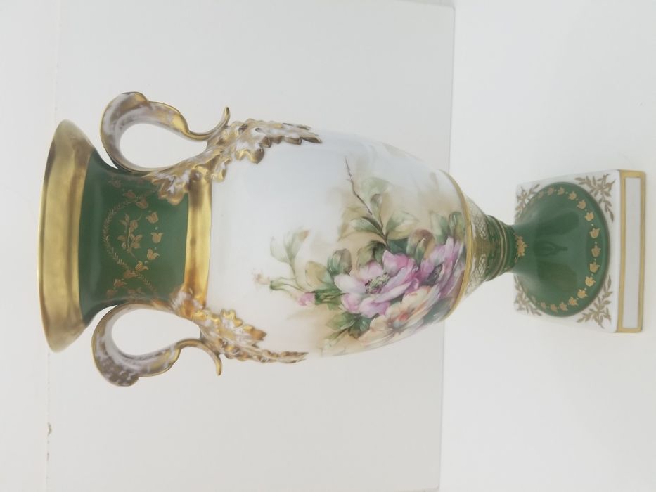 Vaso em cerâmica pintado à mão