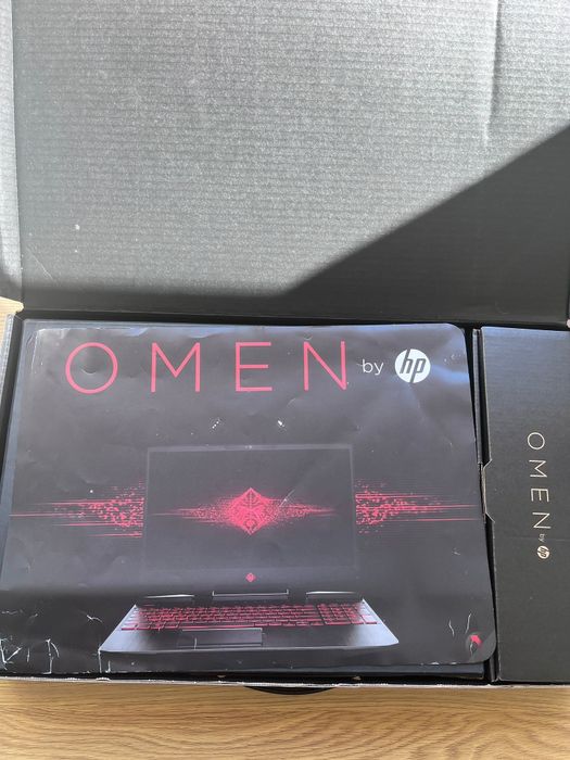 HP omen 15 com 2 TB de disco e 16 GB RAM