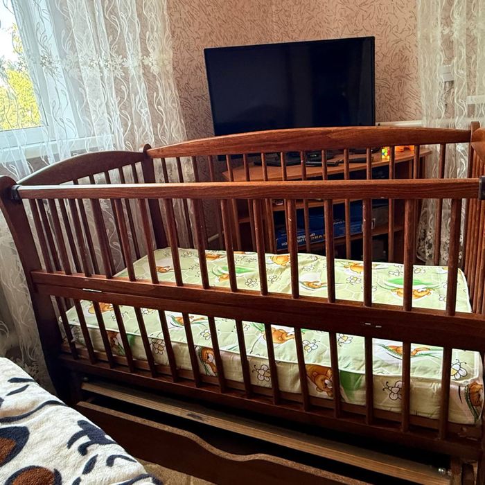 Дитяче ліжечко в подарунок матрац