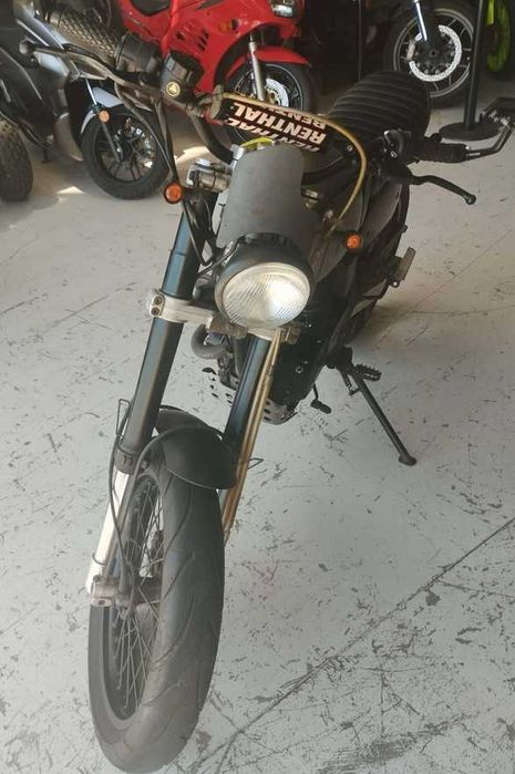 Mota Bullit Hero 125
