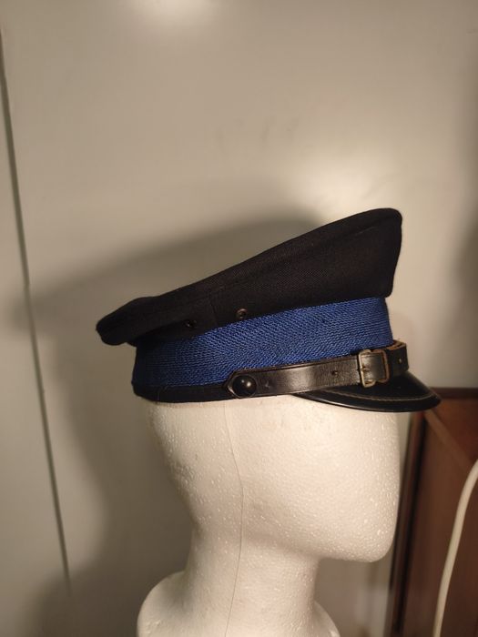 Stara czapka strażacka z lat 70