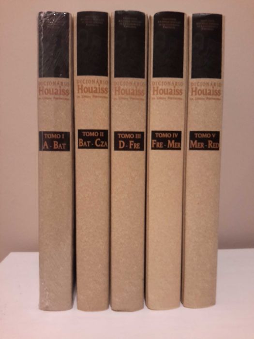 Dicionário Houaiss da Língua Portuguesa (tomos III, IV)