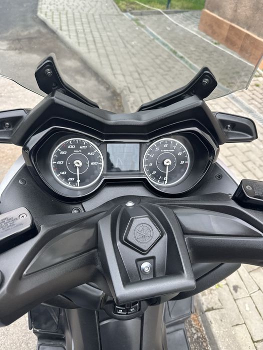 Продаю yamaha x max 300 2021 рік