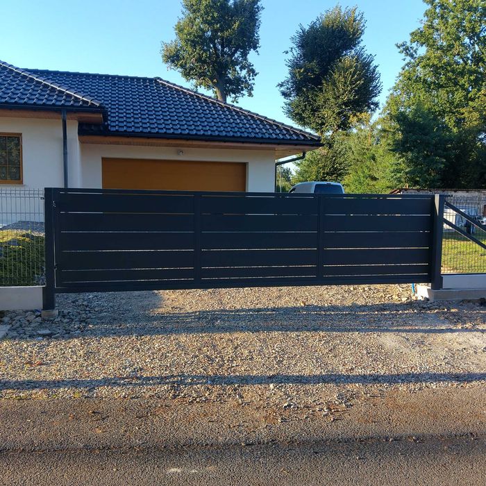 Brama przesuwna, ogrodzenia palisadowe, bramy,  ogrodzenia panelowe