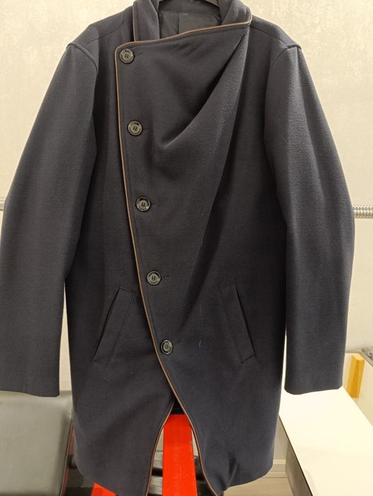 Оригинальное стильное мужское пальто FC Plus