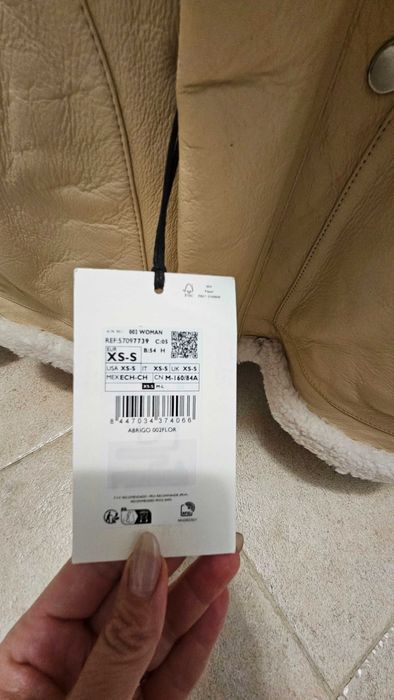 Casaco Mango pele e pelo natural NOVO