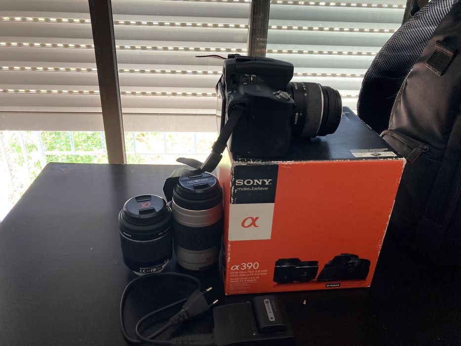 Máquina Fotográfica SONY ALPHA 390