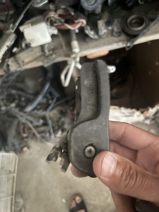 Ручка капота Bmw 5series e34 кузов вантажівок