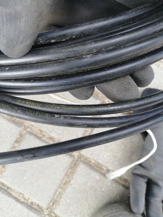 Kabel telefoniczny