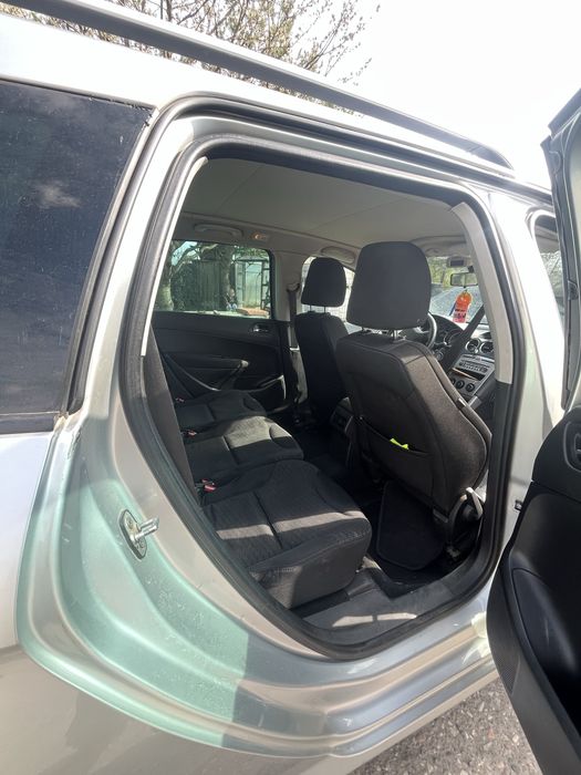 Продам пежо 308.