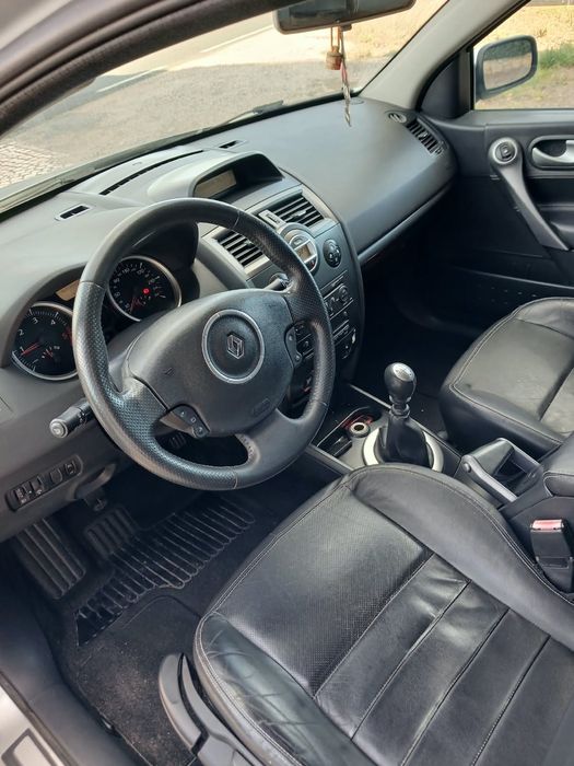 Venho Renault megane 1.5dci gasóleo ano 2008 — photo 5