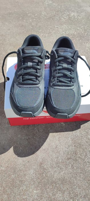 Sapatilhas Skechers Arch Fit 2.0 - The Keep n41,5