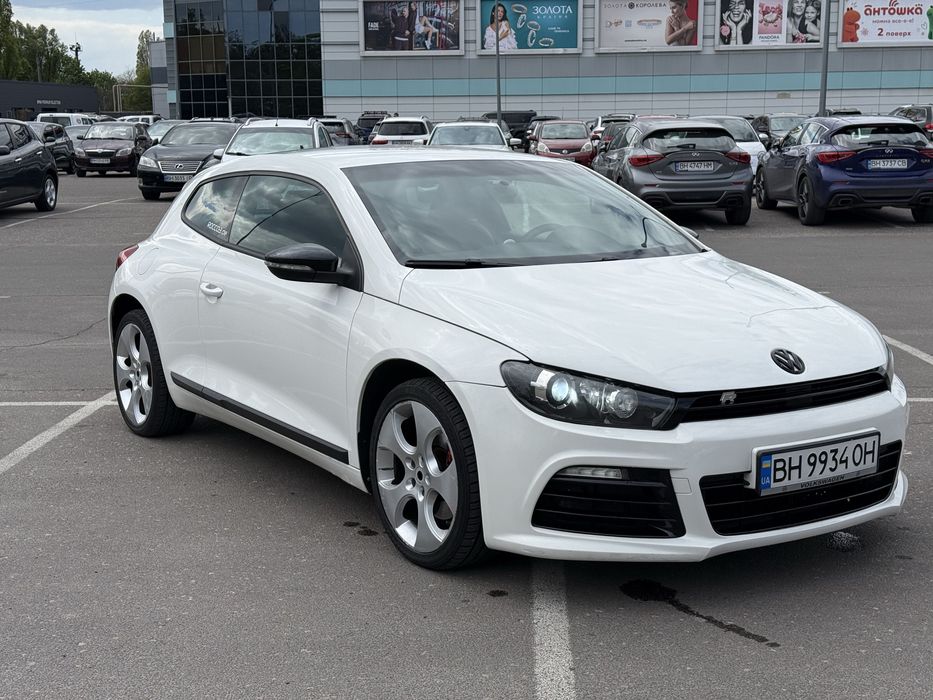Volkswagen Scirocco R-line