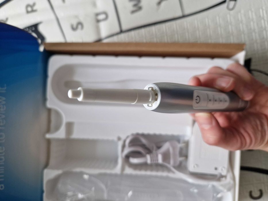 Szczoteczka soniczna Oral-B Pulsonic Slim Luxe